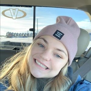 Meet your Posher, Janelle